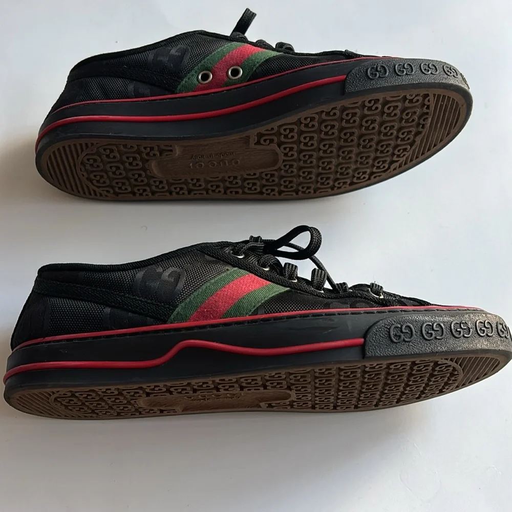 Gucci Sneakers (Repost)